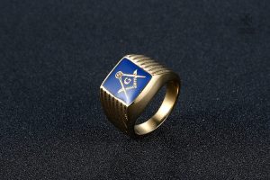 Chevalière avec motif franc-maçonnique
