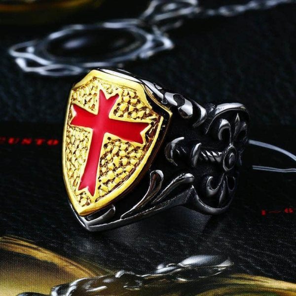 Bague Templière au design médiéval élégant