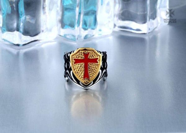 Bague Conquérante, style chevaleresque unique