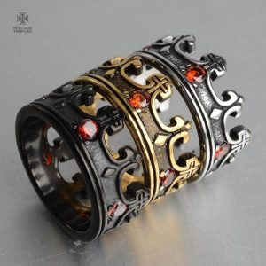 Accessoire Templier noir ajoutant une touche de mystère
