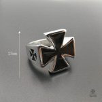 Bague Croix de Malte style Templier intemporelle