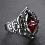 Bague chevalière symbolique pour les amateurs des Templiers