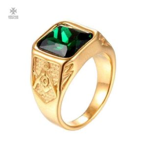 Bague Franc-Maçon avec pierre verte et finition or