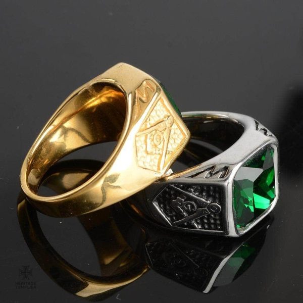 Bague symbolique Franc-Maçon avec pierre verte raffinée