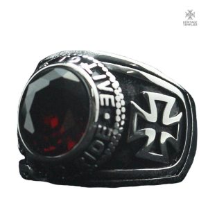 Bague Templier Live to Ride Rouge avec design audacieux