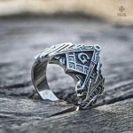 Bague du Bâtisseur avec motifs maçonniques