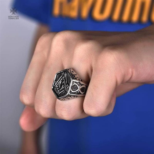Bague argent Franc-Maçon, accessoire discret et distinctif