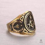 Bague en or Grand Orient, accessoire franc-maçon