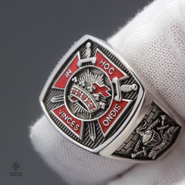 Accessoire historique pour passionnés de l'Ordre
