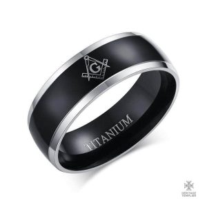 Bague Franc-Maçon discrète en design élégant et minimaliste