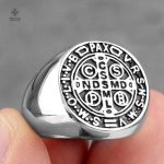 Bague en argent, symbole des Templiers, classique et élégante