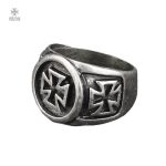 Bague Templier ancienne avec symboles chevaleresques