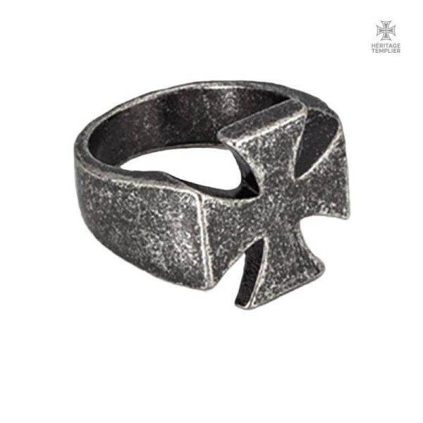 bague-templier-croix-ancienne-1 Bague Templier avec croix ancienne, style médiéval