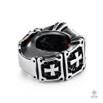 Bague Templière avec croix rouge, accessoire spirituel distinct