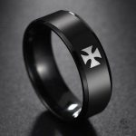 Bague Templière ornée d'une croix, symbole chevaleresque