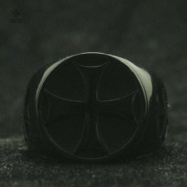 Bague Templière, design avec croix noire