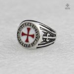 Bague Templier robuste pour un style audacieux