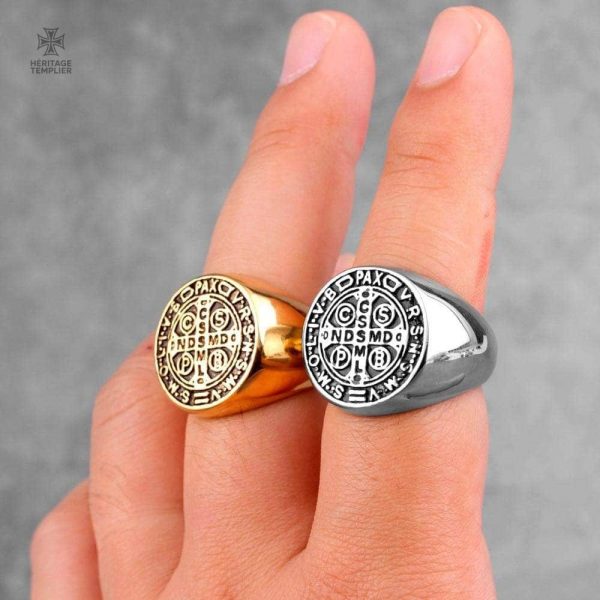 Accessoire historique : Bague de l'Ordre des Templiers en or