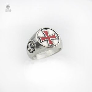 Bague Templiers avec motif historique unique