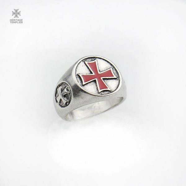 Bague Templiers avec motif historique unique