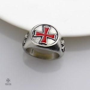 Bague Templier en design stylisé pour hommes