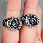 Bague symbolique franc-maçonnique en or élégant
