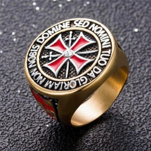 Chevalière Templier en or, design élégant et symbolique