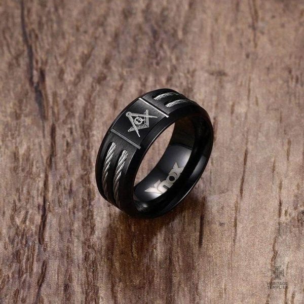 Bague maçonnique sur le thème de l'impartialité, design élégant
