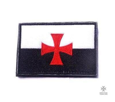 ecusson-templier-croix-de-malte-1 Écusson Templier avec drapeau de l'Ordre