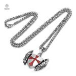 Pendentif Templiers avec motif angélique distinctif
