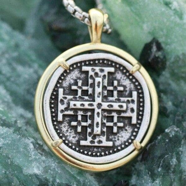 Pendentif Saint-Sépulcre pour un style médiéval