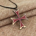 Croix de l'Ordre Templiers en pendentif élégant