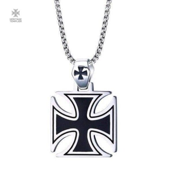 pendentif-homme-croix-de-malte-1 Pendentif Templier Croix Maltaise en métal argenté