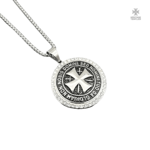 Pendentif Templier en argent avec zircon scintillant