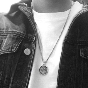 Pendentif Saint-Michel, symbole templier, design élégant