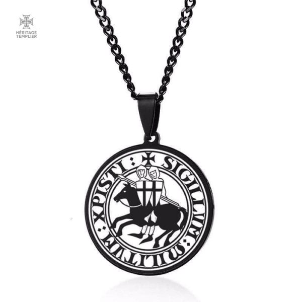 Pendentif Templiers avec symbole historique distinctif